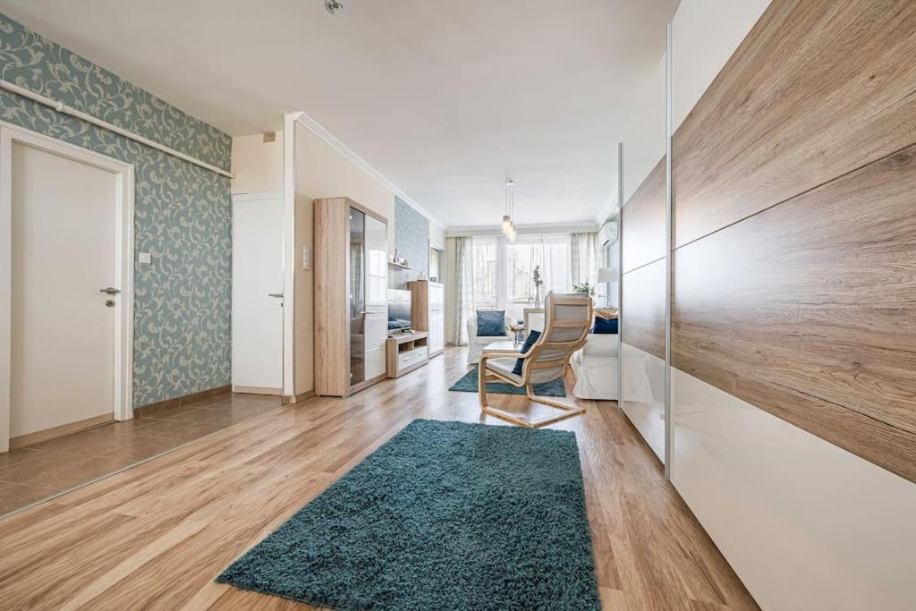 Liszt Ferenc Square Panorama Apt Budapest Exteriör bild